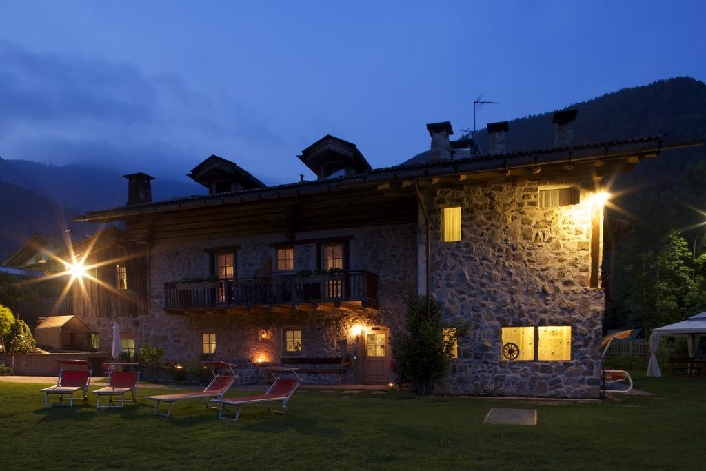 Maso Franceschella Bed & Breakfast Carano  Exterior photo